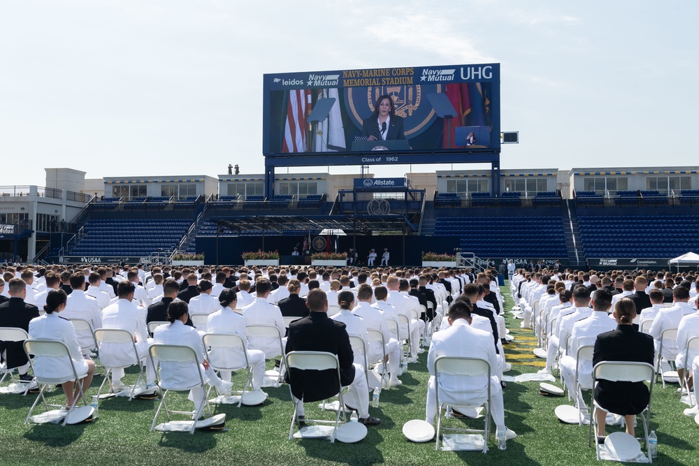 DVIDS Images 2021 USNA Graduation [Image 1 of 8]