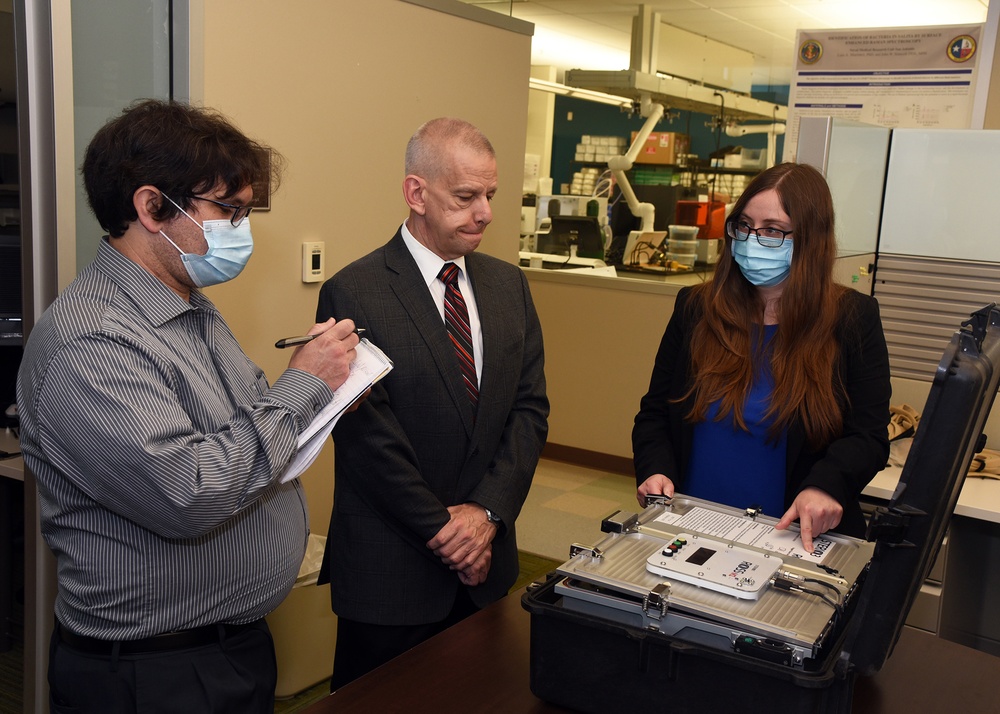 Naval Medical Research Unit San Antonio R&amp;D of Portable Ozone Sterilizer