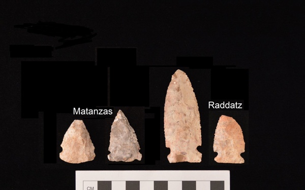 Fort McCoy ArtiFACT: Fort McCoy ArtiFACT: Middle archaic projectile points
