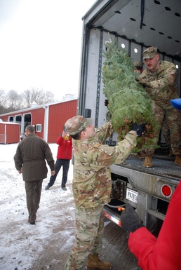 NY National Guard Volunteers support Trees for Troops