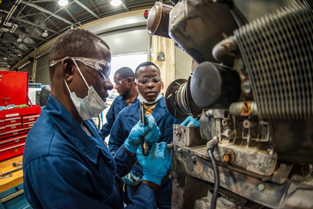 NAVSCIATTS AFRICOM students participate in Outboard Motor course