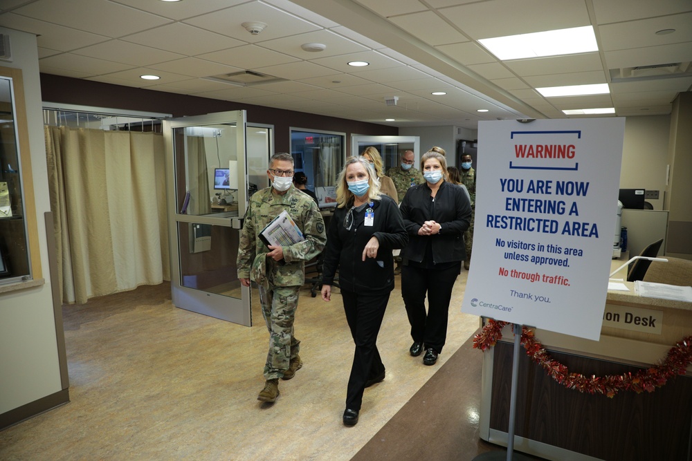 JTF-CS Commander Visits St. Cloud Hospital During Medical Response Team Integration