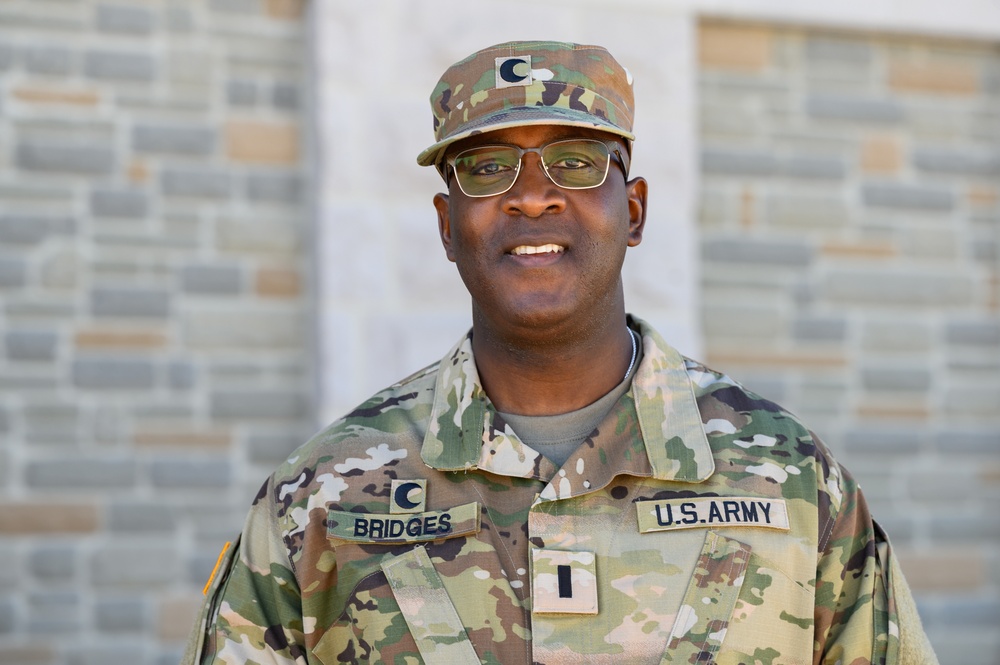 Building Bridges - MDNG Commissions First Muslim Chaplain