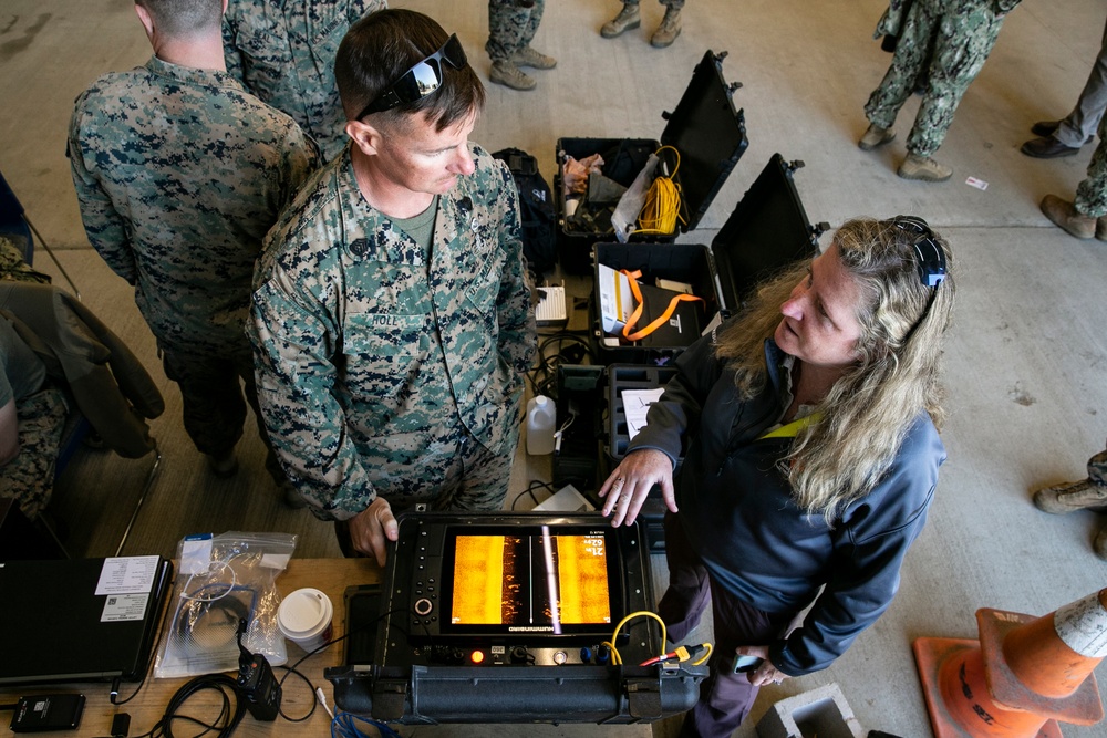 LERT/LEON 21 | Combat engineers and EOD Marines with 9th, 7th ESB conduct littoral mobility and detection exercise