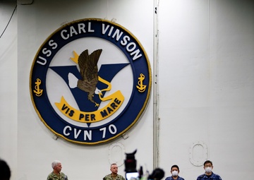 Commander, U.S. 7th Fleet, JMSDF Commander, Self-Defense Fleet Visit USS Carl Vinson (CVN 70) During ANNUALEX 2021