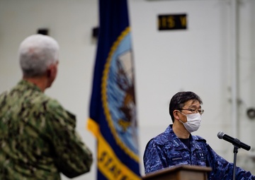Commander, U.S. 7th Fleet, JMSDF Commander, Self-Defense Fleet Visit USS Carl Vinson (CVN 70) During ANNUALEX 2021