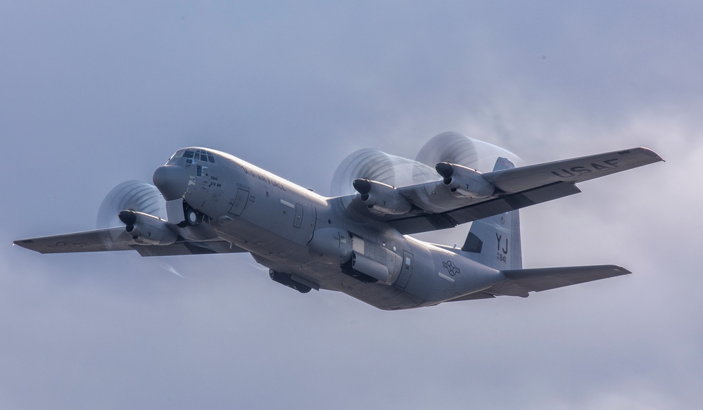 Three C-130Js depart Yokota in suuport of OCD