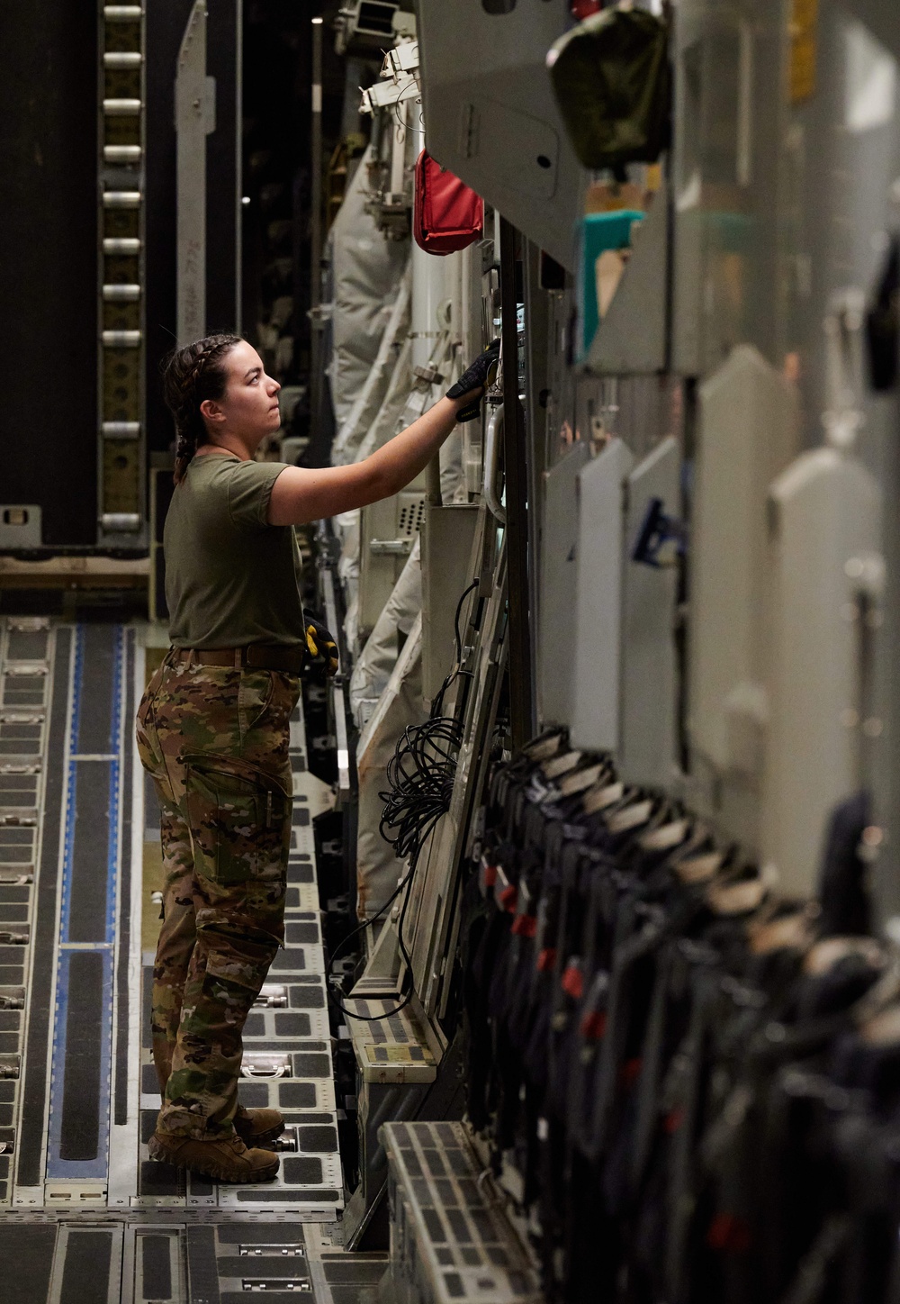 C-17 Globemaster III delivers supplies across the AFCENT AOR