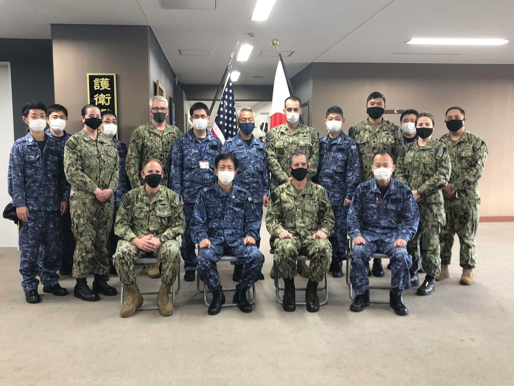 Commander, Task Force 70 Conducts Flag Talks with Japan Maritime Self Defense Force