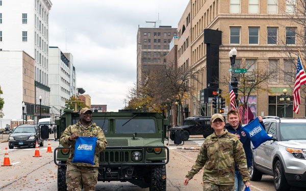 Brig. Gen. William Robertson speaks at Veteran’s Day ceremony in Peoria, Illinois, Nov. 11, 2021