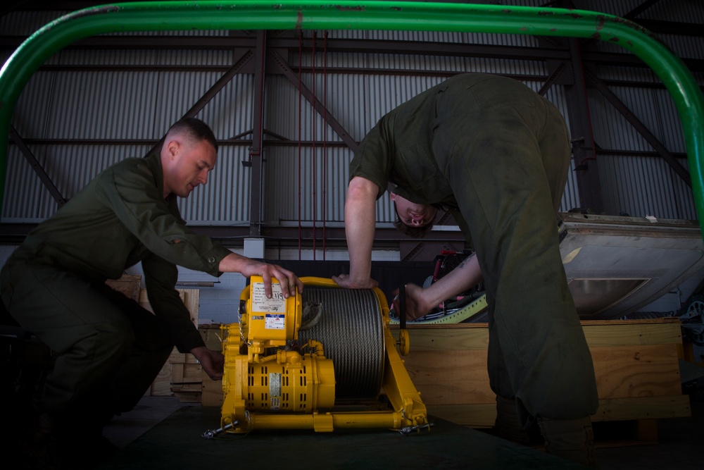 VMGR-352 Conducts Maintenance