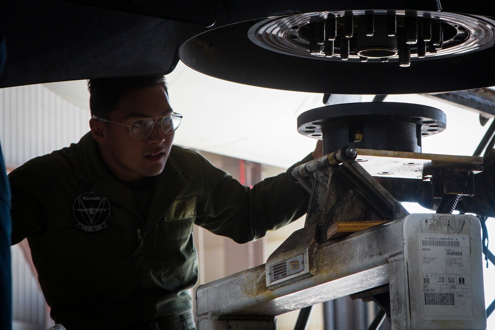 VMGR-352 Conducts Maintenance