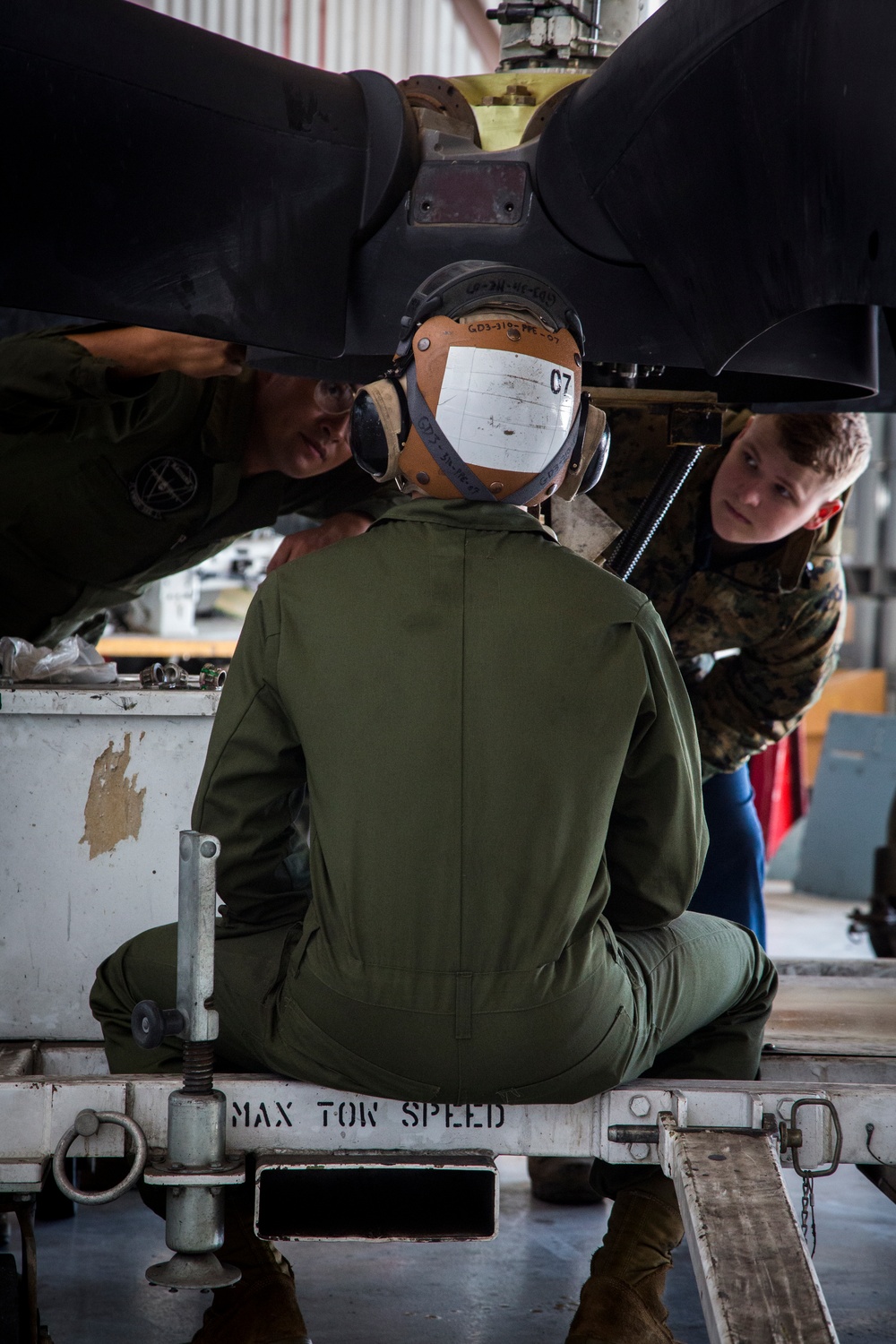 VMGR-352 Conducts Maintenance