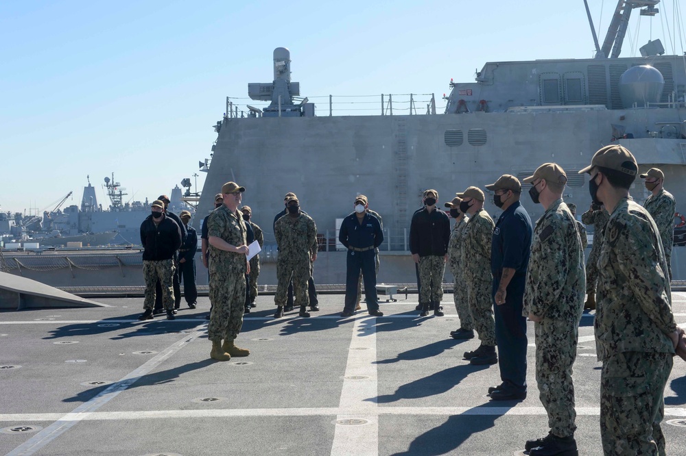 DVIDS - Images - USS Cincinnati (LCS 20) Receives USS Arizona Relic ...