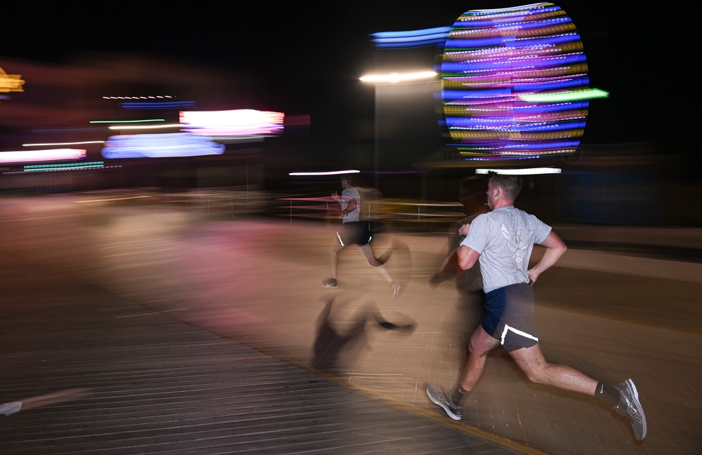 Air Force recruiters run 5k on Atlantic City Boardwalk