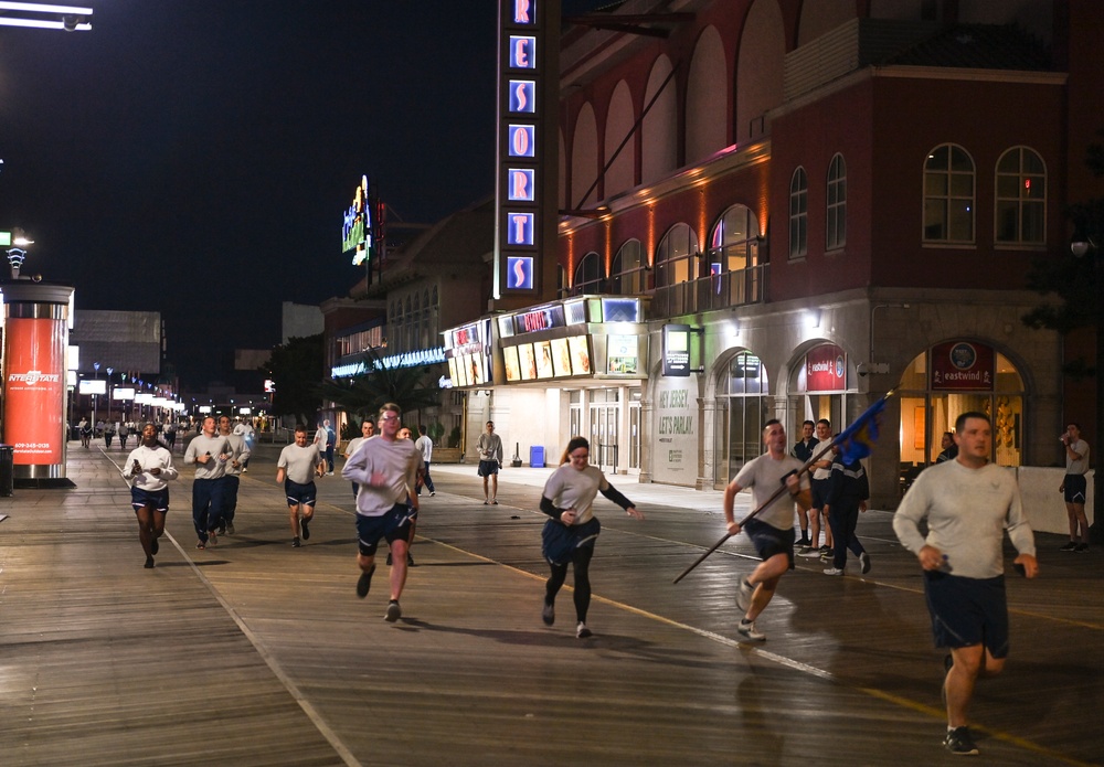Air Force recruiters run 5k on Atlantic City Boardwalk