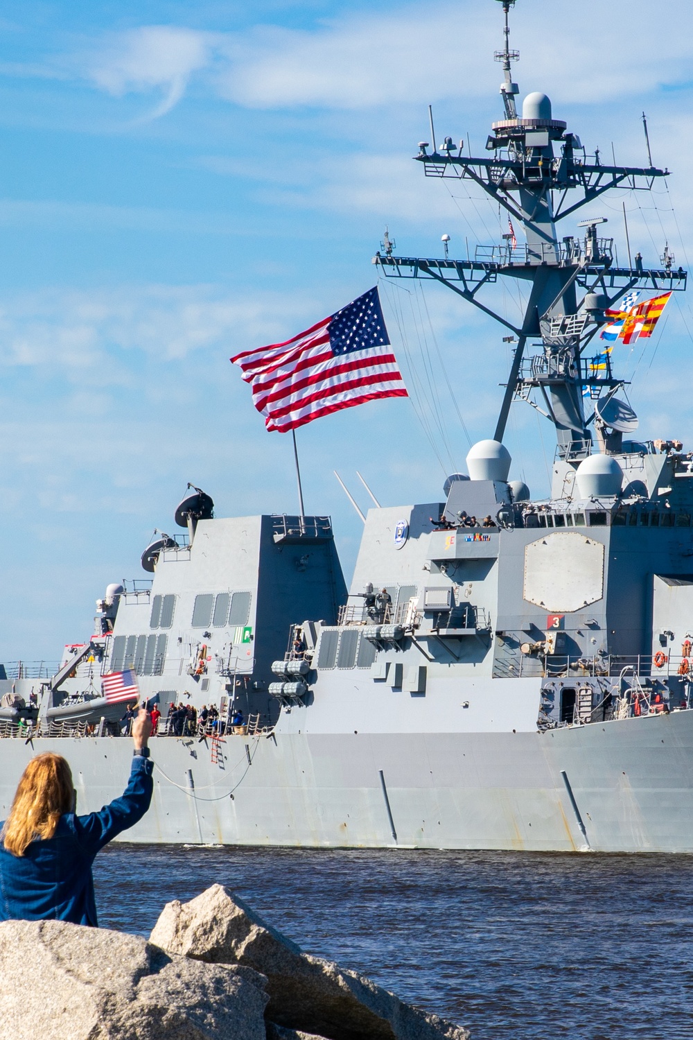 USS Jason Dunham Departure