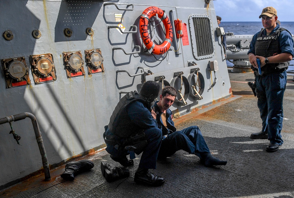 USS Chafee (DDG 90) Conducts Anti-Terrorism Force Protection Drill