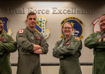 517th Airlift Squadron implements virtual reality training