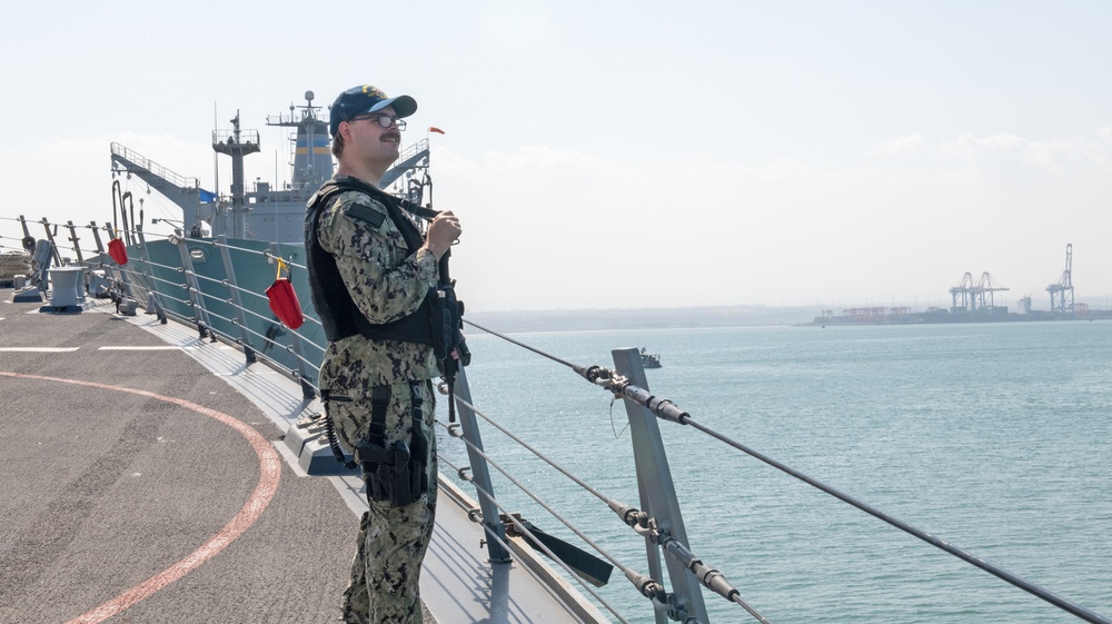 USS Michael Murphy visits Djibouti for a Logistics Visit Supported by Camp Lemonnier