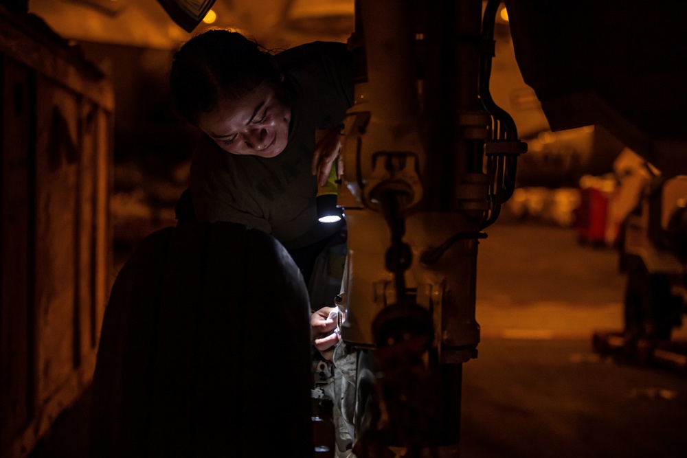 USS Carl Vinson (CVN 70) Conducts Maintenance in Philippine Sea