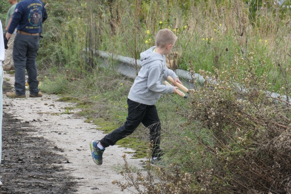 NSA Naples Volunteers Clear the Way