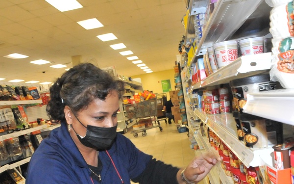 AAFES facing challenges similar to civilian retailers