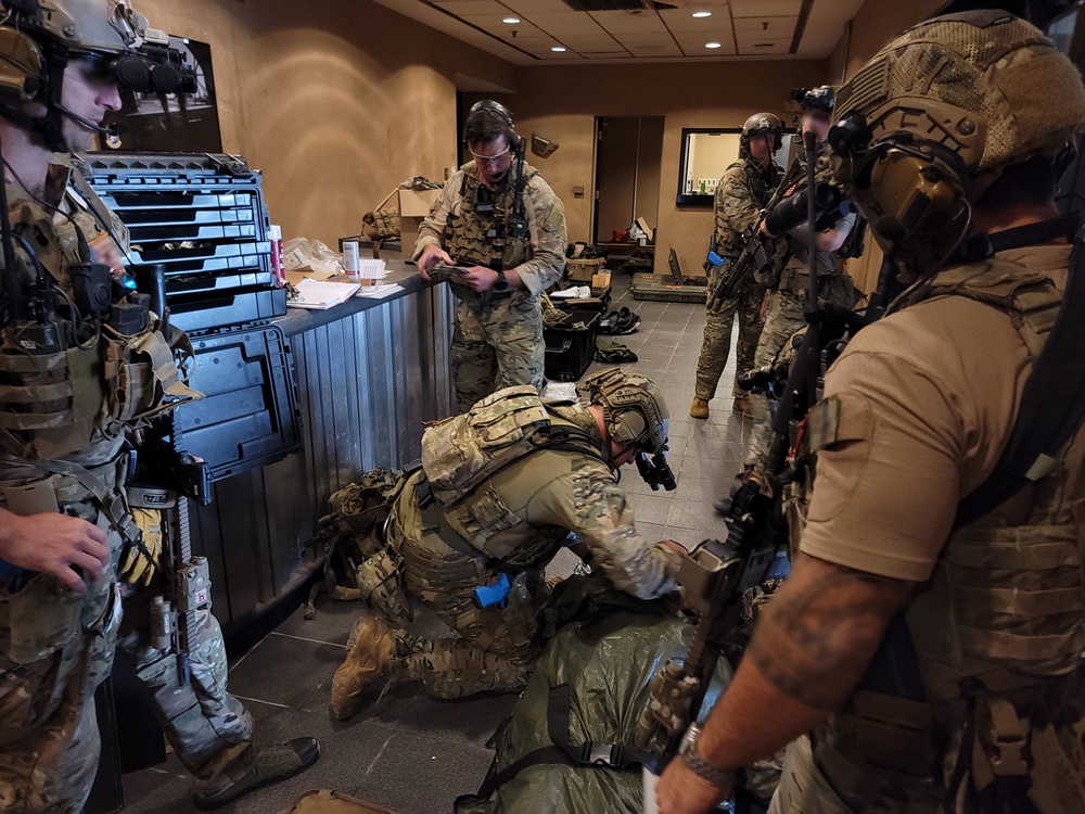 Green Berets and Pararescuemen train together for a mass casualty exercise