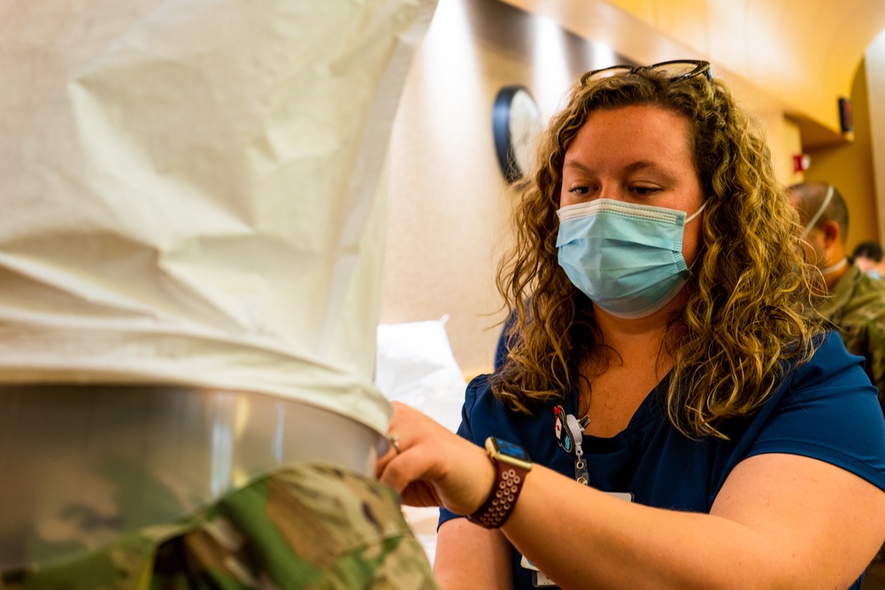 DVIDS Images U.S. Army Medical Response Team arrives begins