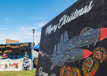 18th Wing season's greetings