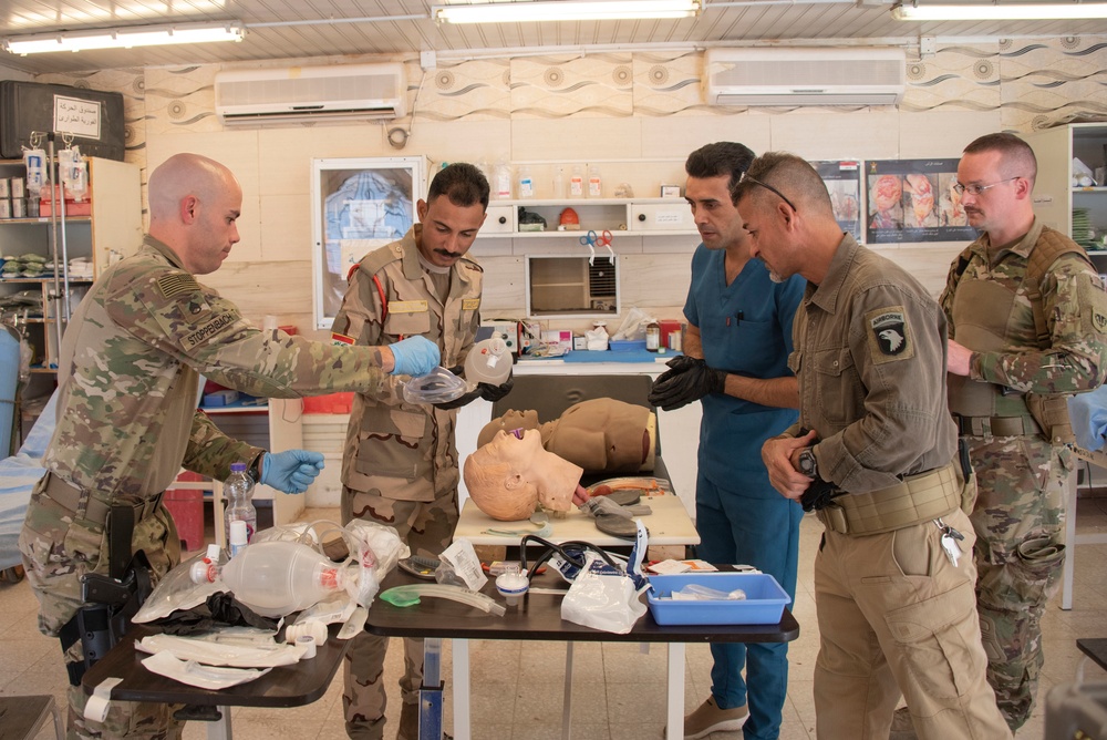 Coalition advises, enables Iraqi medics Coalition advises, enables Iraqi medics