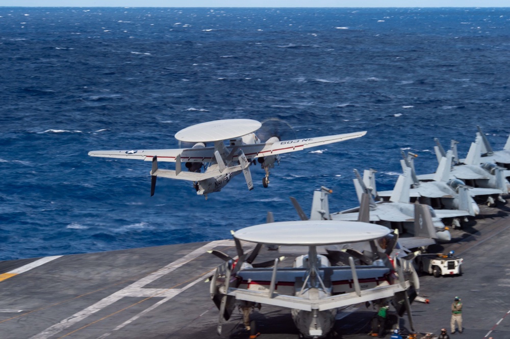 USS Carl Vinson (CVN 70) Conducts Flight Operations in Philippine Sea