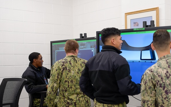 CTT Students Learn Maintenance on MRTS 3D