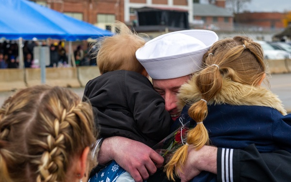 USS Minnesota Homecoming, 2021