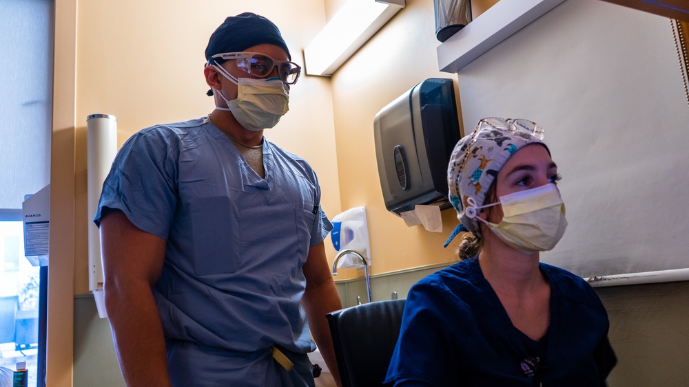 U.S. Army Medical Response Team shadows medical professionals at Beaumont, Hospital, Dearborn.