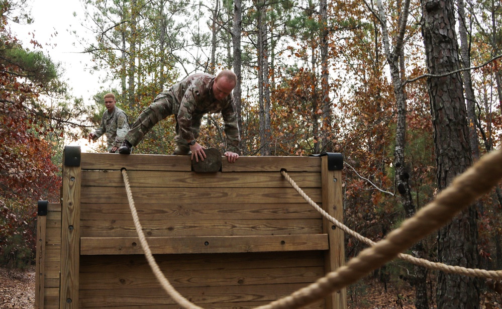 Paratroopers from the British Armed Forces visit the 82nd ABN DIV