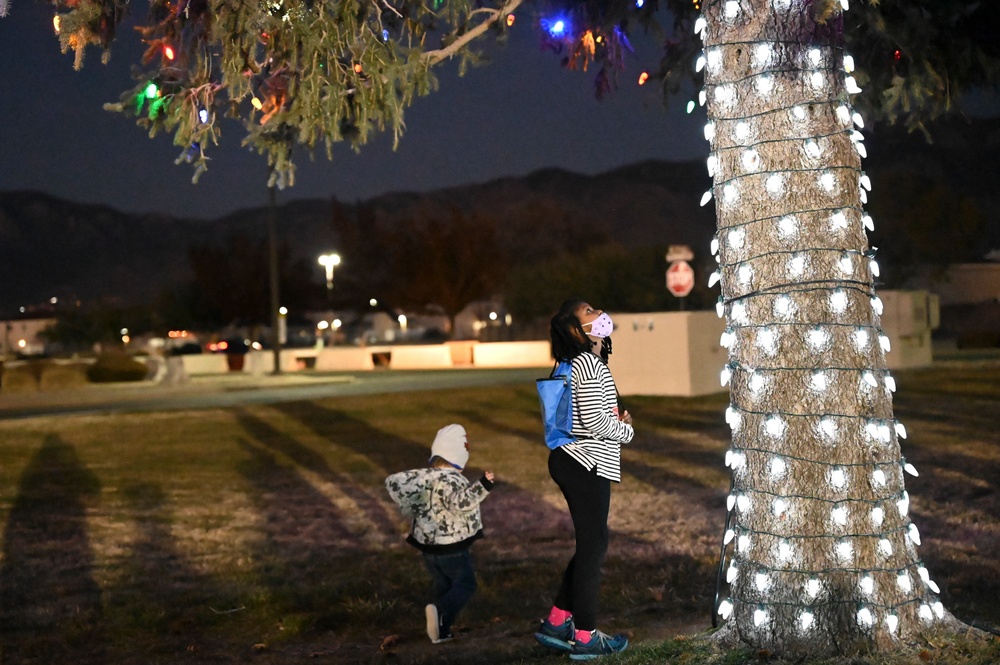 KAFB Chapel Hosts Tree and Menorah Lighting Ceremony