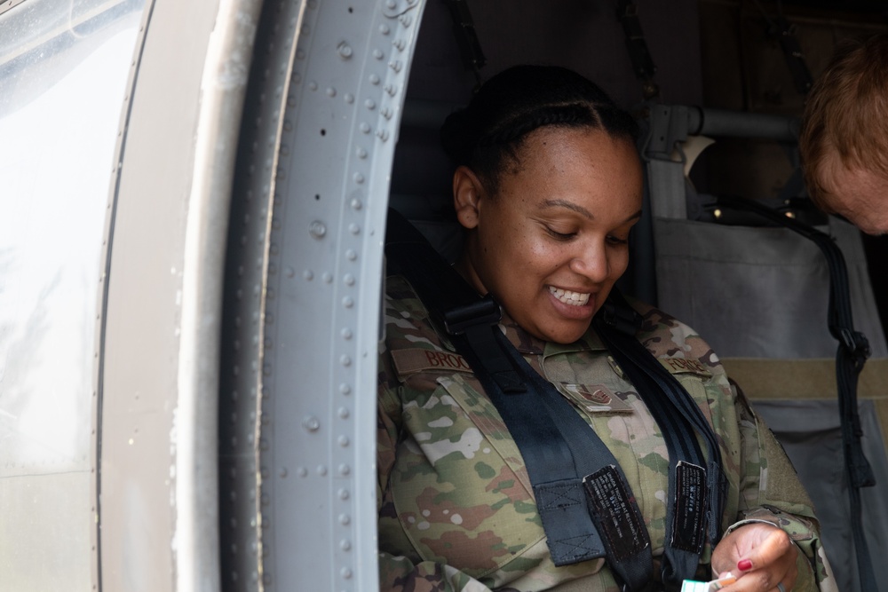 DVIDS - Images - UH-60 Blackhawk helicopter Incentive Flight [Image 4 of 6]