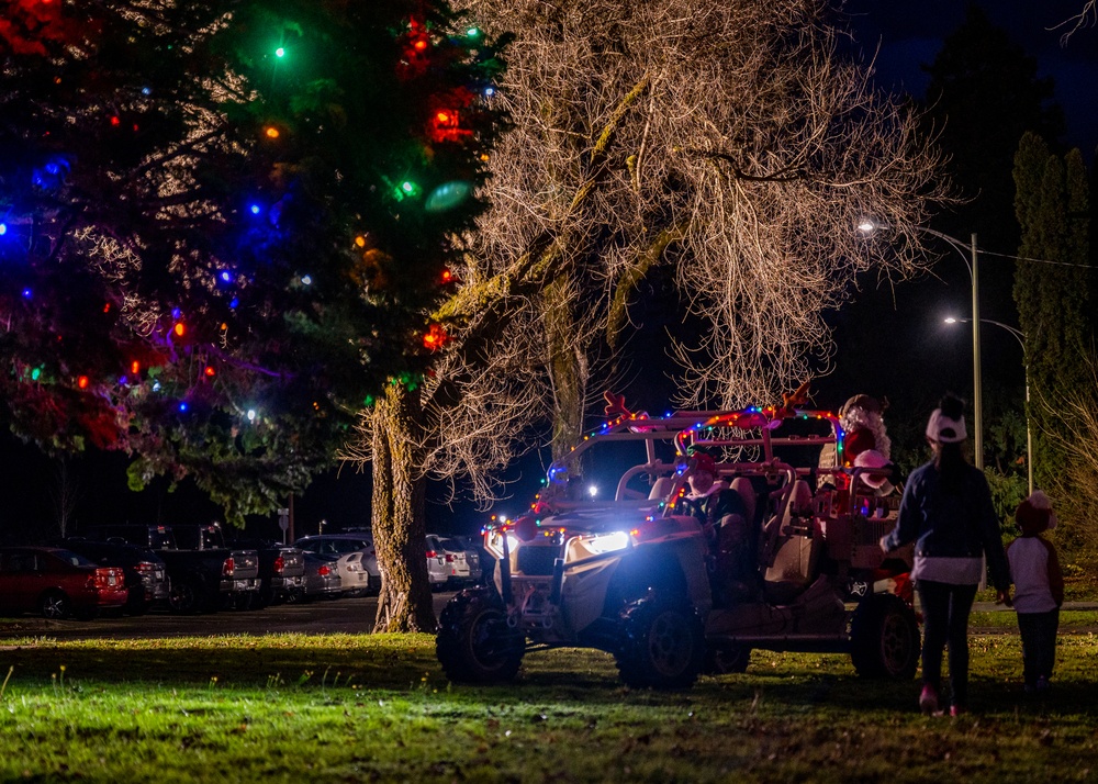 Team McChord tree lighting ceremony