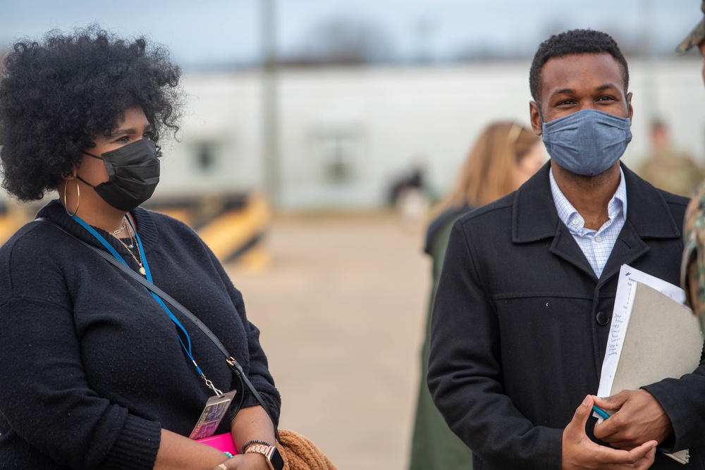 Professional Staffers visit TF Quantico