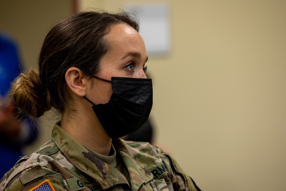 U.S. Army Medical Response Team arrives, begins integration with Grand Rapids, Michigan hospital