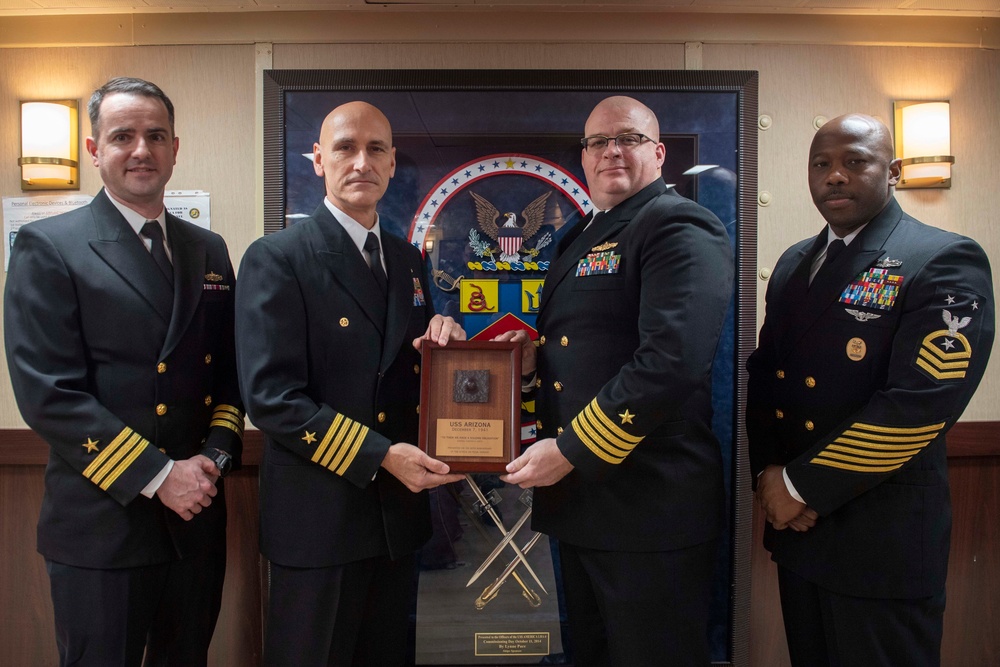 Amphibious Squadron 11 presents USS Arizona relics to ships