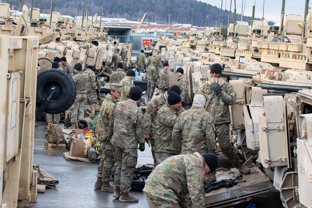 1-4 CAV Scouts Ahead for Combined Resolve