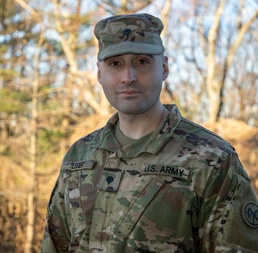Massachusetts National Guard Soldier Saves Woman in Car Fire