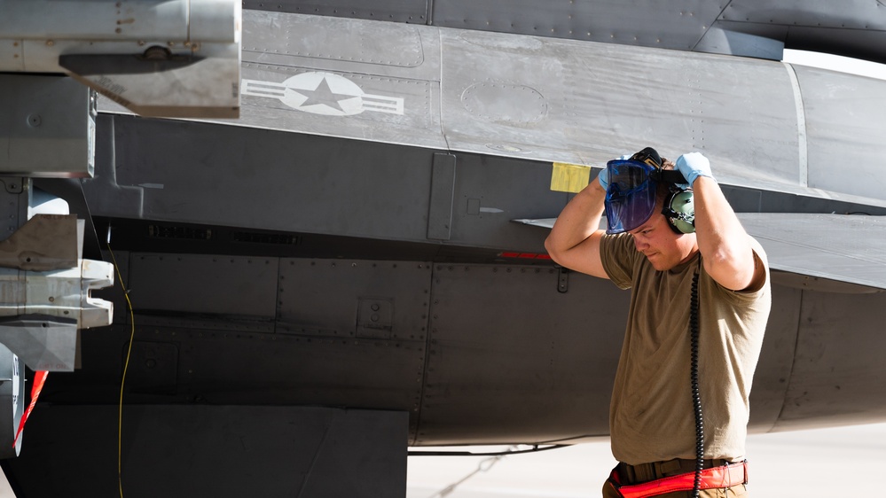 PSAB’s 378th EMXS hosts integrated hot pit training