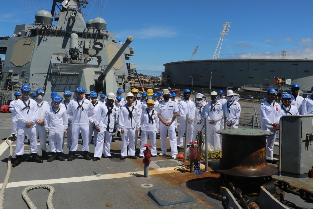 USS Howard Departs from New Zealand