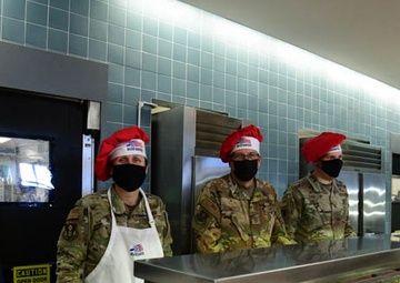 Command Staff Serves Holiday Meal