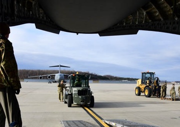 C-17 Globmaster III Takeoff