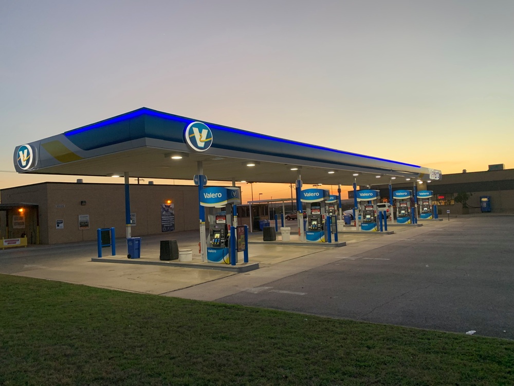 Army &amp; Air Force Exchange Service Bringing Valero, Marathon and BP/Amoco Fuel to Express Stations
