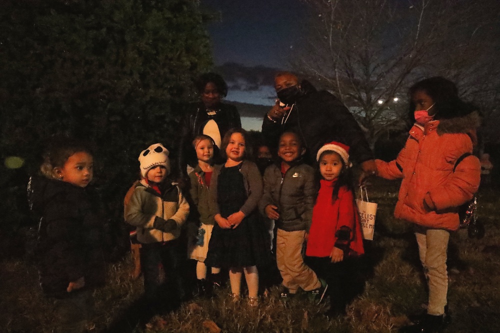 Joint Base Anacostia-Bolling hosts annual tree-lighting ceremony